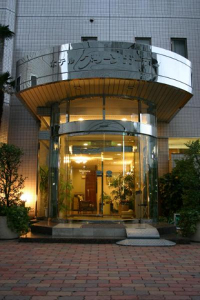 Гостиница Hotel Green Garden  Маэбаси